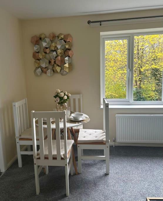 Stylish 2 Bedrooms Flat In A Quiet Cul-De-Sac Area, Near Sheffield City Centre With Free Parking מראה חיצוני תמונה