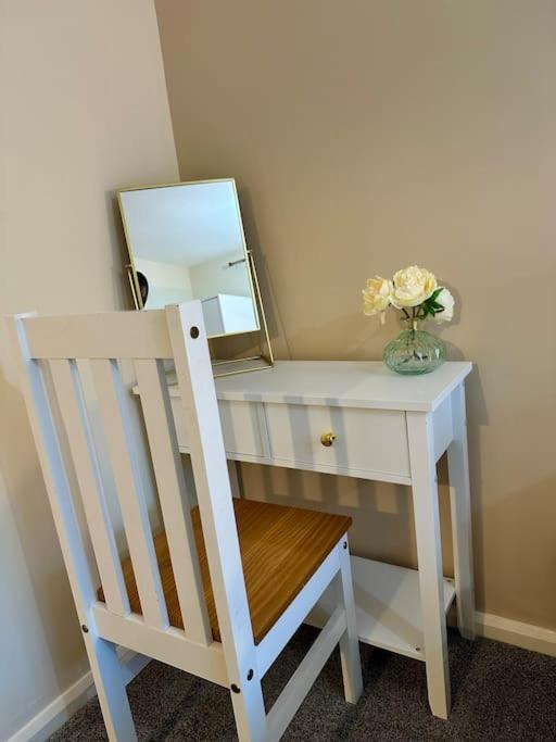 Stylish 2 Bedrooms Flat In A Quiet Cul-De-Sac Area, Near Sheffield City Centre With Free Parking מראה חיצוני תמונה